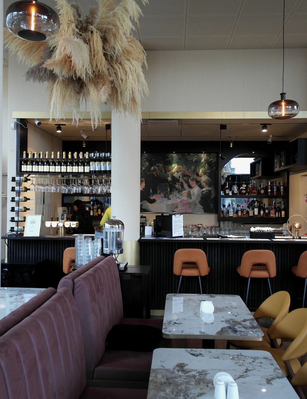 Bellamarina Restaurant Helsinki interior design