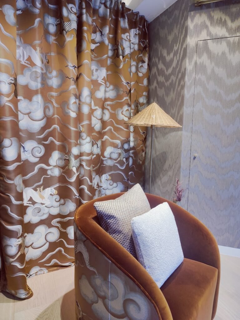 mixing wallpapers and fabrics